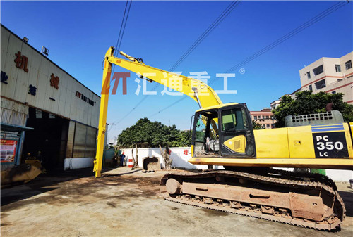 挖掘機(jī)加長(zhǎng)臂廠家，長(zhǎng)臂挖掘機(jī)，卡特挖掘機(jī)加長(zhǎng)臂