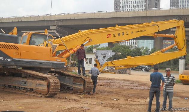 挖掘機(jī)拆樓臂、拆樓臂、加長(zhǎng)臂、挖掘機(jī)拆樓臂廠家