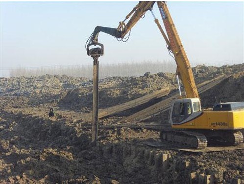 挖掘機打樁臂、打樁臂、打樁錘、挖掘機打樁臂廠家