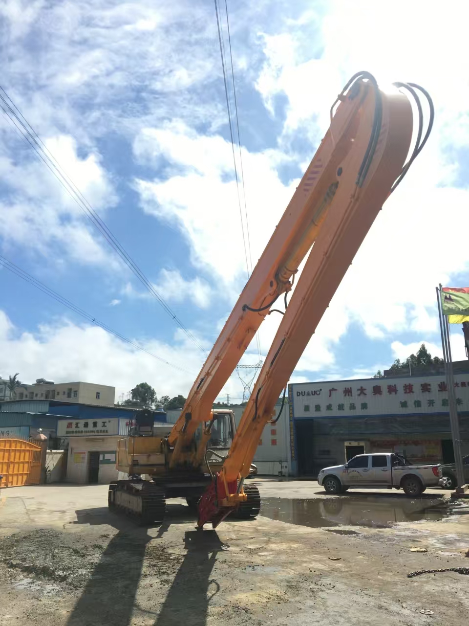 挖掘機打樁臂、打樁臂、打樁錘、挖掘機打樁臂廠家