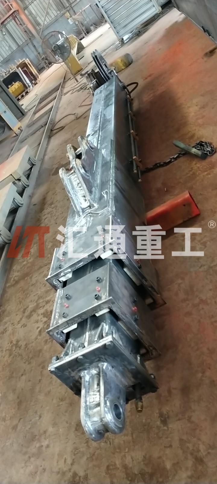 挖掘機(jī)伸縮臂.jpg 挖掘機(jī)伸縮臂.jpg
