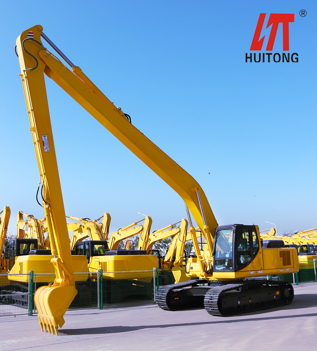 挖掘機(jī)加長臂.jpg 挖掘機(jī)加長臂.jpg